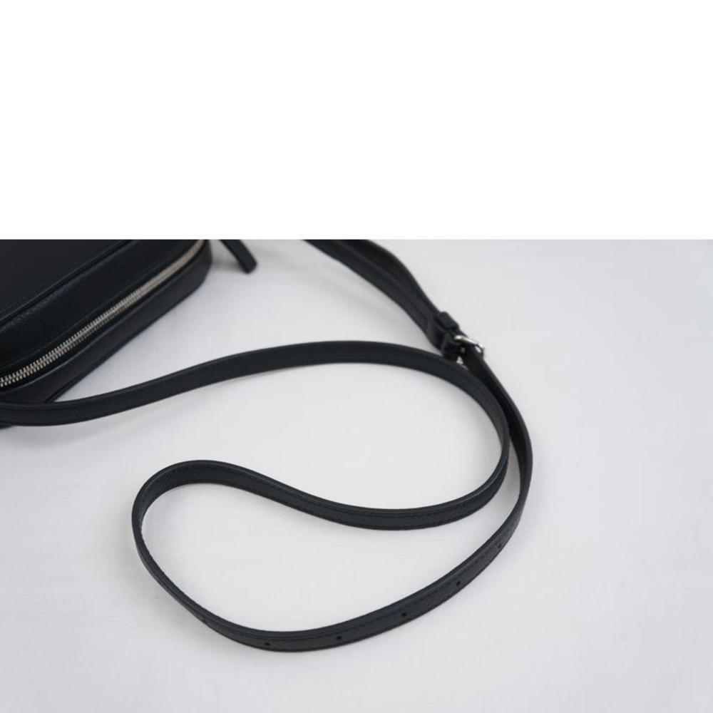 Balenciaga Everyday Leather Solid Camera Bag Black - image 4